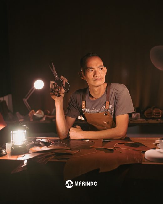 Marindo Leather: Elegansi Tercipta Melalui Handcraft dalam Pembuatan Sendal